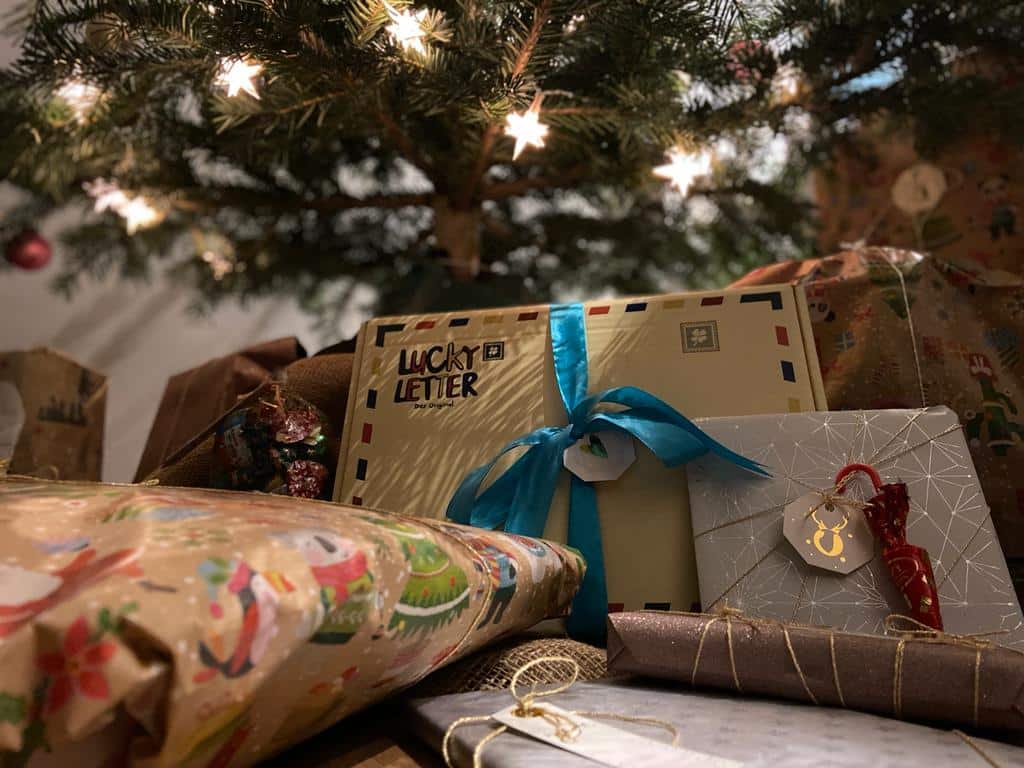 Lucky-Letter-Geschenk-Weihnachtsbaum